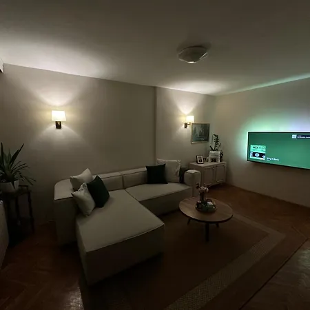 Nova - 12th Floor Apartman